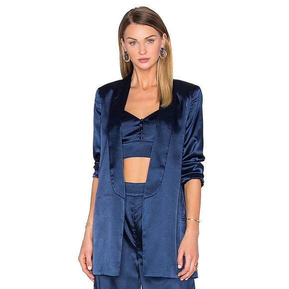 House of Harlow X Revolve NWT Sz XS Chloe Boyfriend Jacket Navy Satin Longsleeve - Picture 1 of 6